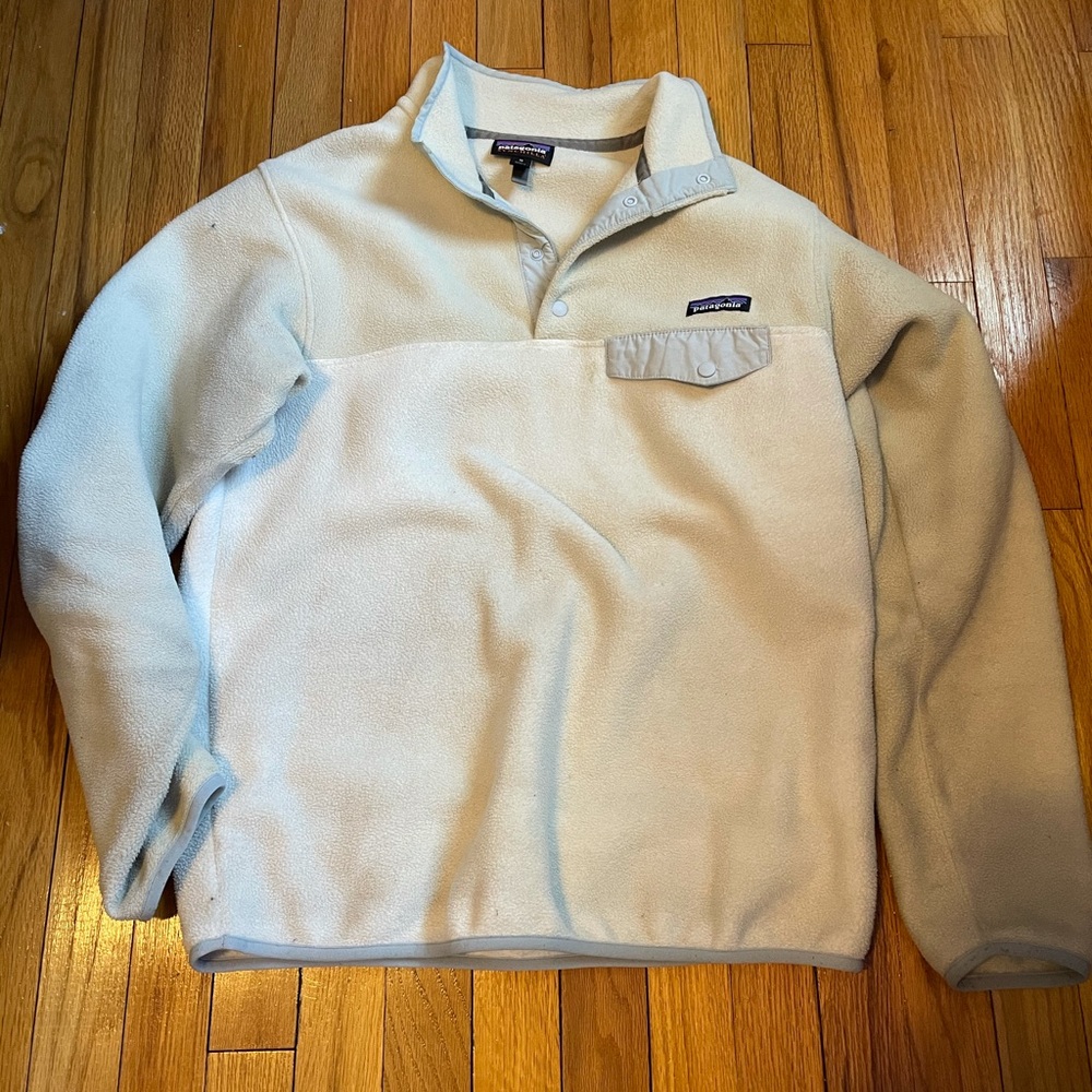Women’s M Patagonia Light Weight Fleece Pullover